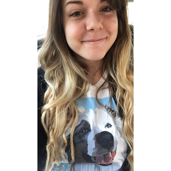 Meet your Posher, Abby - Picture 1 of 1